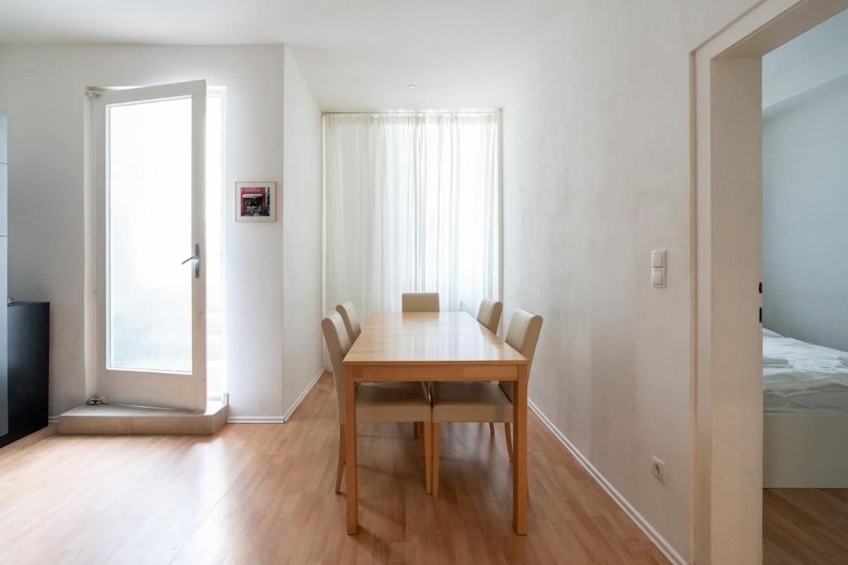 Spacious Stone Central Apartment